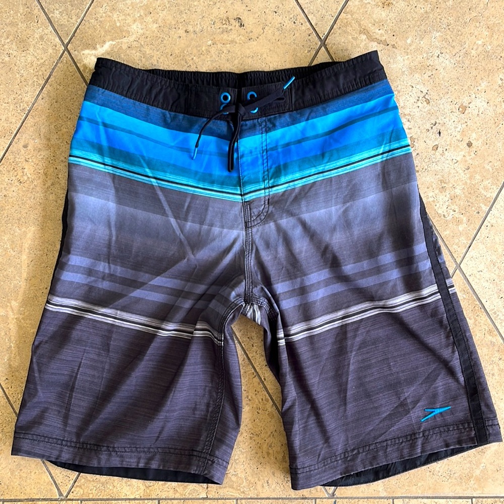SPEEDO Men’s Swim Trunks Suit Small 28 to 31 brief liner NICE!!